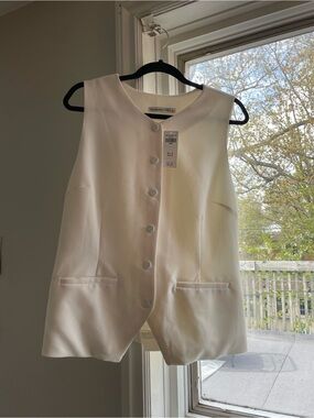 Massimo Dutti White Sleeveless Buttoned Vest